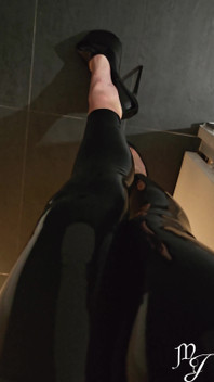 It All Starts with That... Mistress Julia