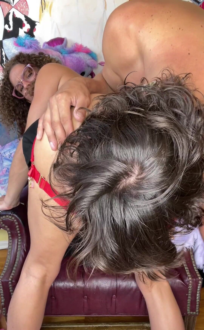 VibeWithMommy: Il peggior pompino di sempre! Sto solo scherzando.. Più o...