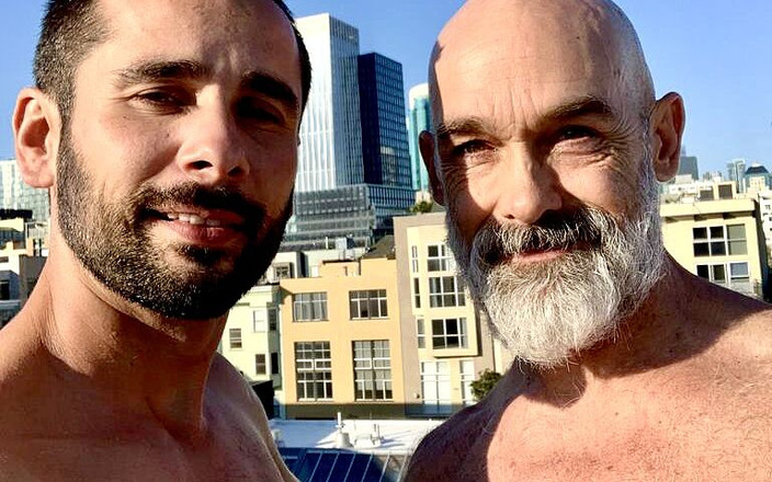 Tantric Fitness: Een echte flip-neuk-inseminatie (vol)