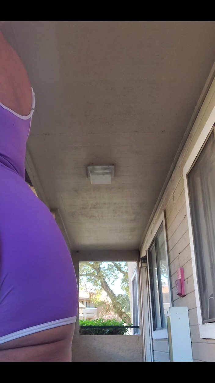 KNKY Bee: 我不得不再次