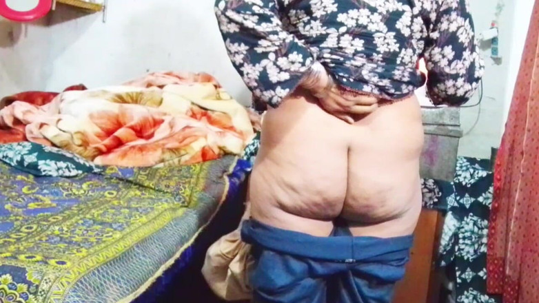 Abida pavreen: Bhabhi da sola con grandi tette a casa episodio 2