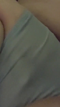 Bbwbootyful rubbing my fat pussy threw my knickers