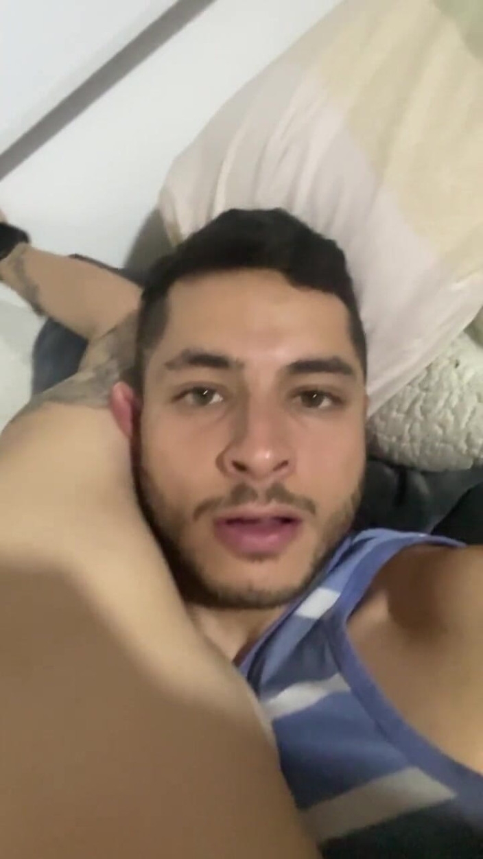 DiegVirgo: 그녀는 내 큰 페니스에 뛰어