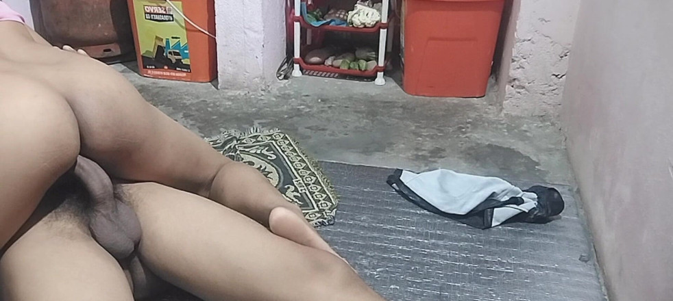 Uttar dinajpur: Bà nội trợ làng Ấn Độ nóng bỏng đụ anh kế phòng bếp...