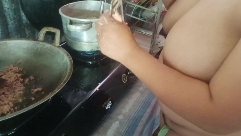 Citra: Stripping Mother-in-law Who Is Cooking