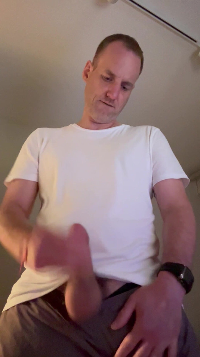 TomQuinn19: Wanking and Cumming