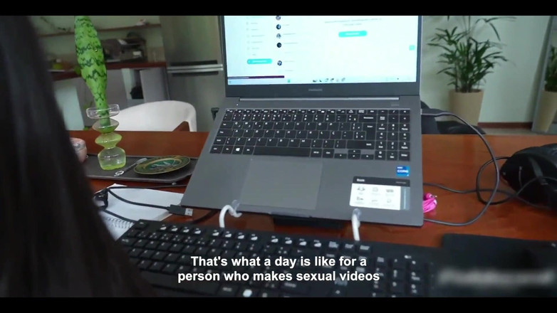 Fablazed: Vlog: Saya Buat Lucah Untuk Peminat Saya | Gim dapat penggambaran...