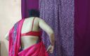 Sona bhabhi: Indian Hot Sona Bhabhi Ne Chut Me Fingering Karke Pani...