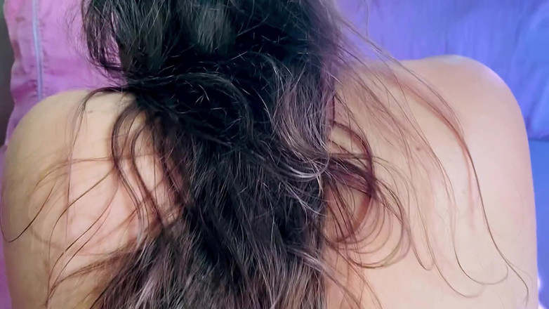 More Candy: Naoliwiony i podłączony: Gruba latynoska bierze to na pieska, podczas...