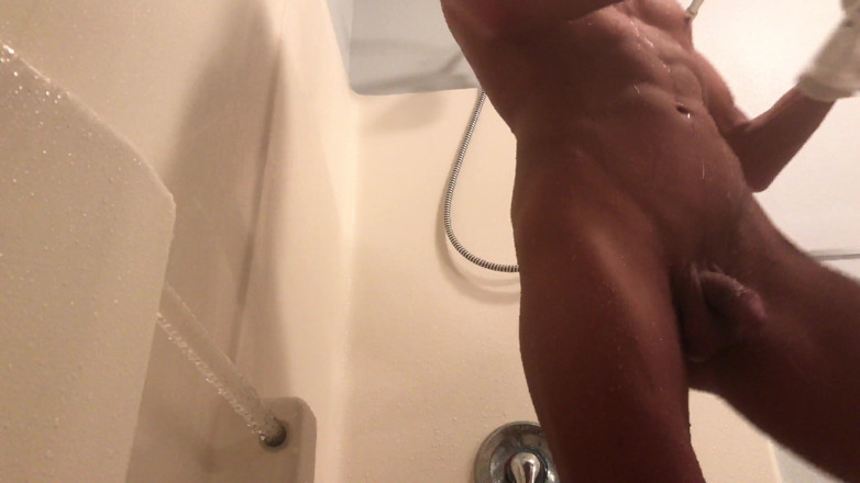 Jaymes Blonde: Raw video: Shower