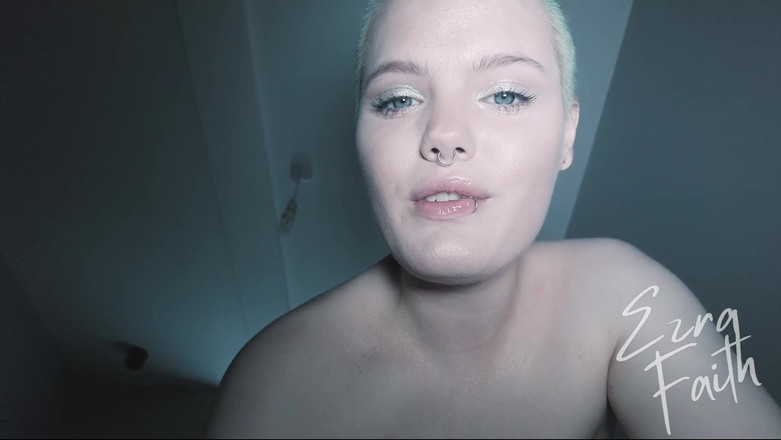 Ezra faith: Diretiva do prazer iniciada: mau funcionamento do fembot - Ezra Faith