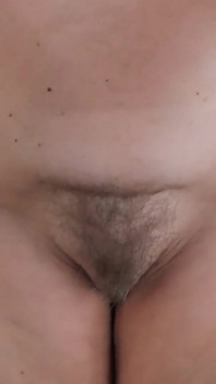 Real Hot Wife Jess Ryan Trims Her Beautiful Bush