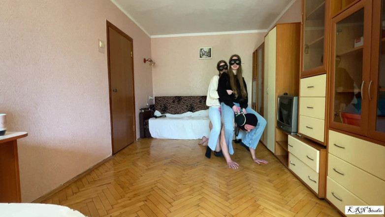 KRNStudio: Sesión de trío 152 petplay
