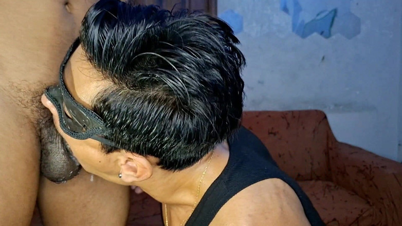 fullgag: La sua bocca implorò per il mio cazzo, e lui...