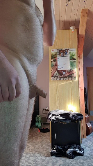 Paddy studio: Gioco con il piccolo cazzo al sole.