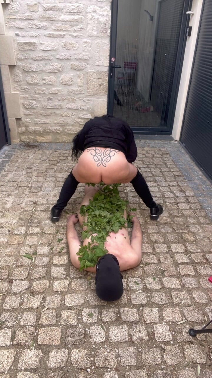 Maitresse Clara: Isınırcıkları acıtır...