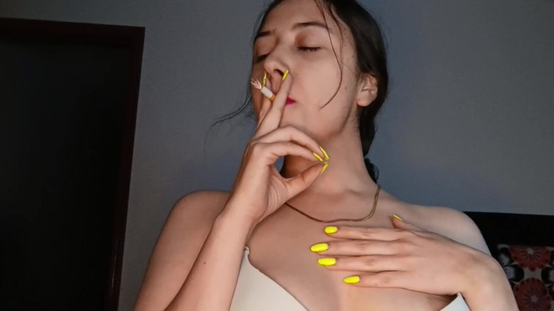 Golden domme: Merokok sensual - full hd 1080p mp4