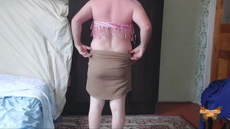 Kitty_Cross: Gorąca amatorska maminsynek sprawia, że mtf treści w jej prywatnym pokoju...