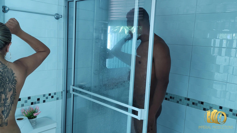 Rioc69: Rioc ve Mara arasında zengin bir ırklararası sabah gösterisi gibisi yok