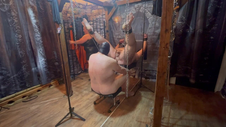 Lanista_Bear: Part 3:- Booboo Gets a Bit of a Cold Treat in...