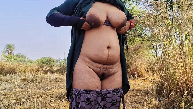 Abhikshasexvideos: Ragazza indiana scopata duramente nella giungla khet dal suo fidanzato...