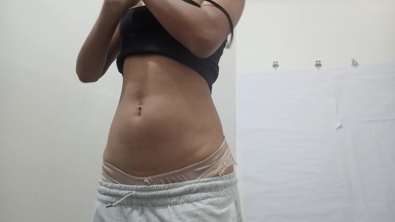 desigirl93: ASMR + трах пальцами, мастурбация текущей волосатой мокрой киски крупным планом