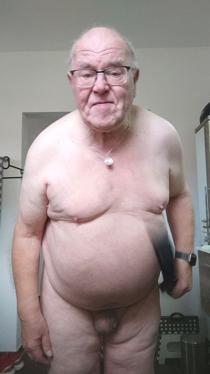 Karlchengeil: Culotte de femme et punie