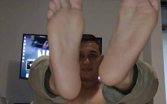 Tomas Styl: Imagine Sucking on These Big Smelly Feet