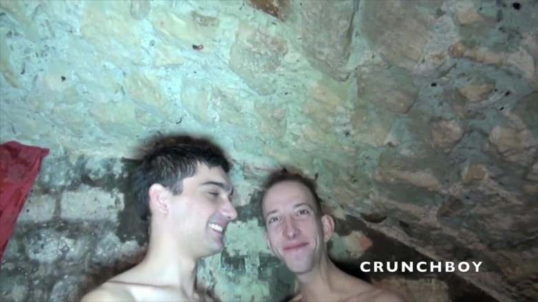 ARAB FUCKERS WITH HUGE COCKS: Assan young Marocan fucked by Justoin xxl
