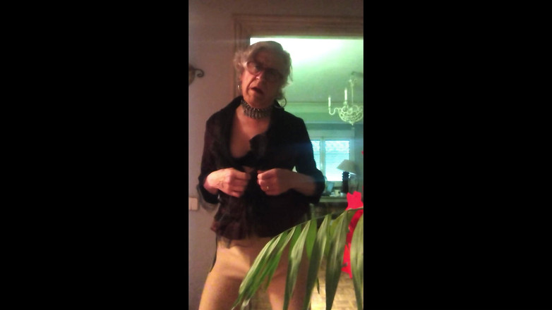 Carlatx: Sgualdrita spagnola in luce fioca