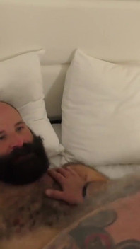 BEARFILMS - l'orso grande kurt jacobs scopato crudo da Machael Johnson