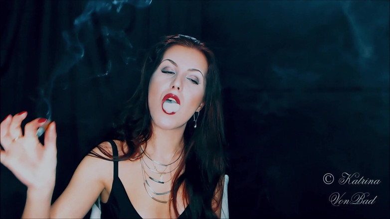 KatrinaVonBad: Amuse me debilite