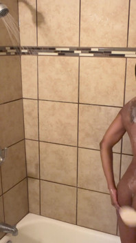 Meinen fans meinen arsch zu zeigen, während ich dusche!