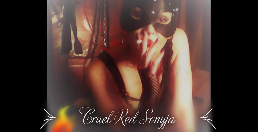 Dominatrix Redsonyja: Oooo moji milí vaše dobroty Red Dej ti nějaké speciální...