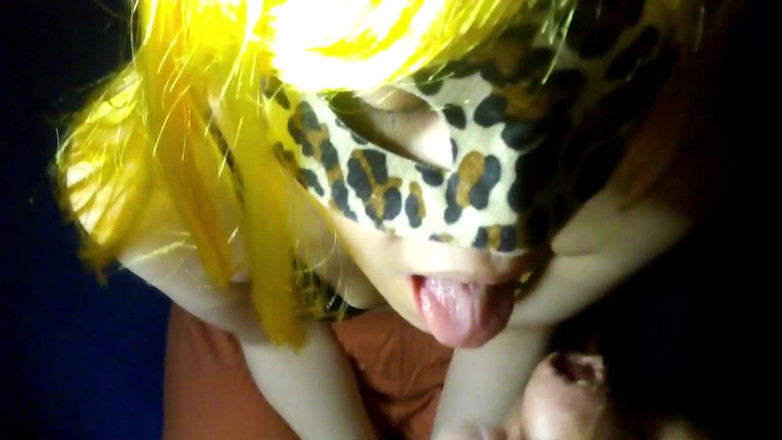 Sexoamateur: Blonde blowjob