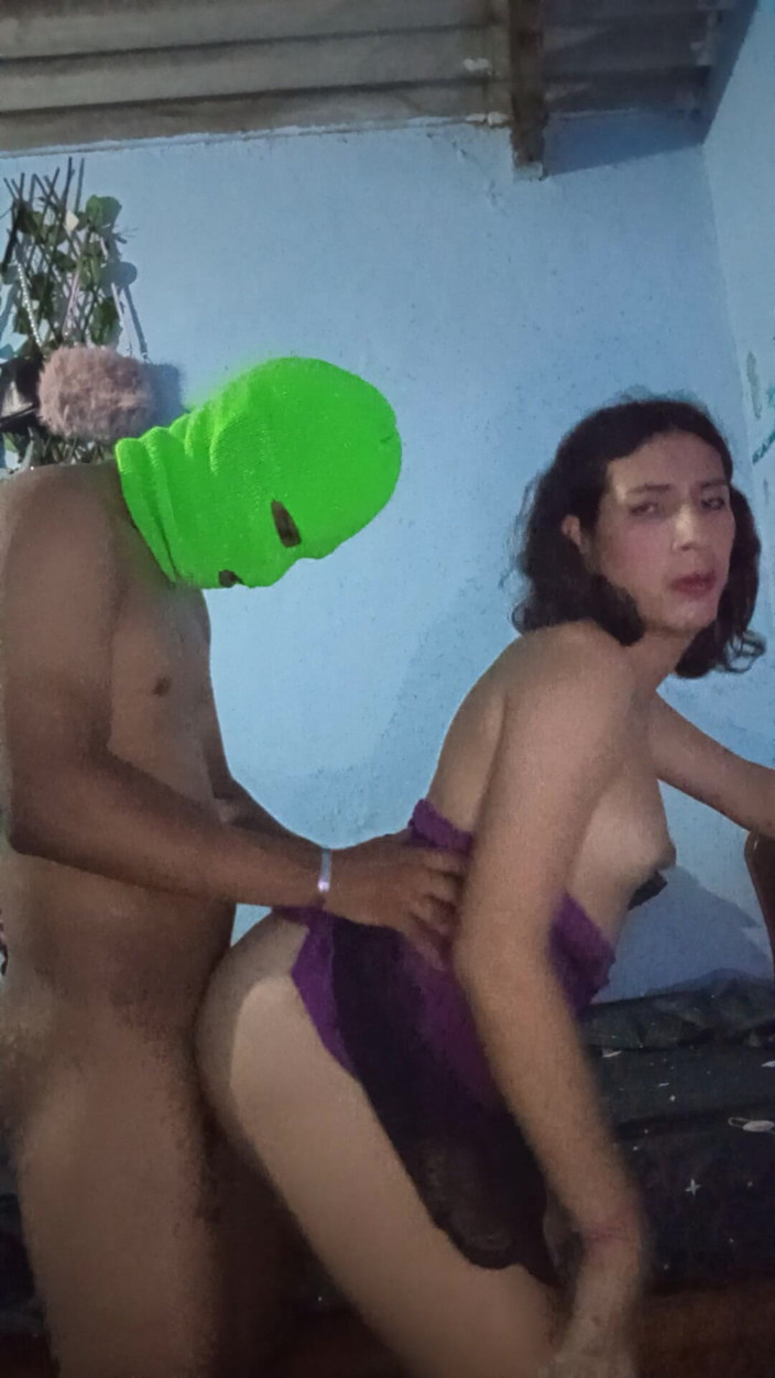 Femboy from Colombia: Sensibilità Siamo qui a toccarci