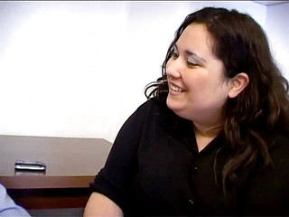 Just Great Ass: Joven gorda follada por un viejo cerdo