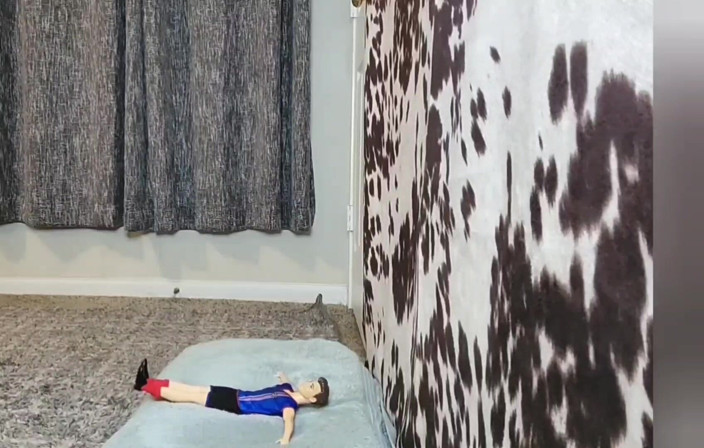 Julia Ryan: वर्क आउट द पादना