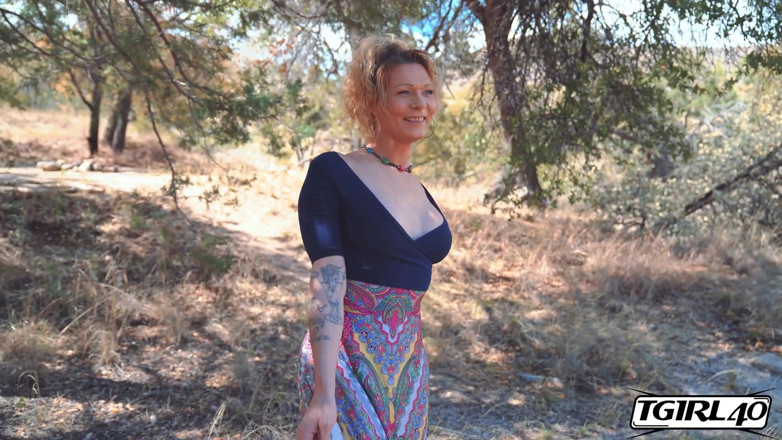 Tgirl 40: Trans MILF Peggy Bambalino rides her dildo