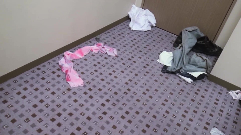 JAPAN IN LOVE: 대물 자지와 섹스를 즐기는 십대 일본 Scene-2 거유 아시아 승무원