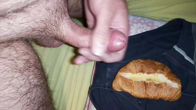 Cicci77: New spermatic breakfast for Cicci77