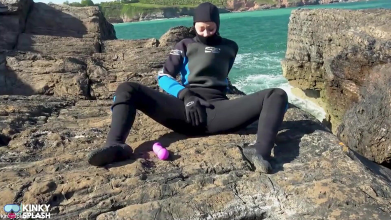 UKCuteGirl Lucy Lauren: Triple wetsuit vrstva fetiš vibrátor sperma hrát v plném neoprenu