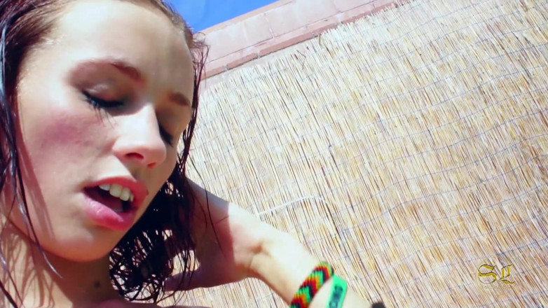 Sinful lesbian: Still wet