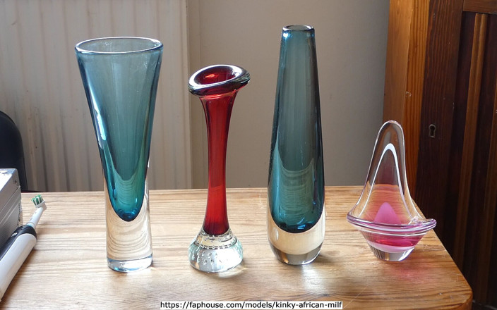 Kinky African MILF: Mi Sto Godendo Il Vetro D'arte Vintage Svedese, Parte 1