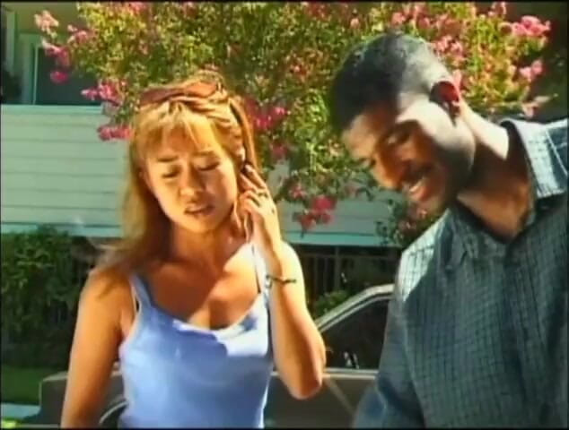 Real Home Made: Black and asian pussy fucking