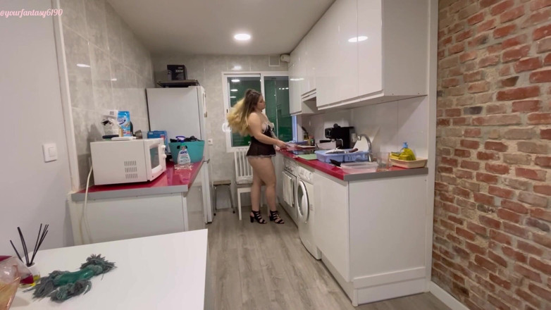 Your fantasy studio: Maid cleaning with farts