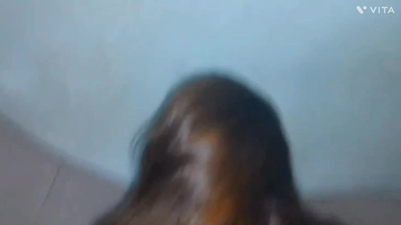 Kamila6922: Fiica vitregă îmi oferă o muie în secret, o fut în patru