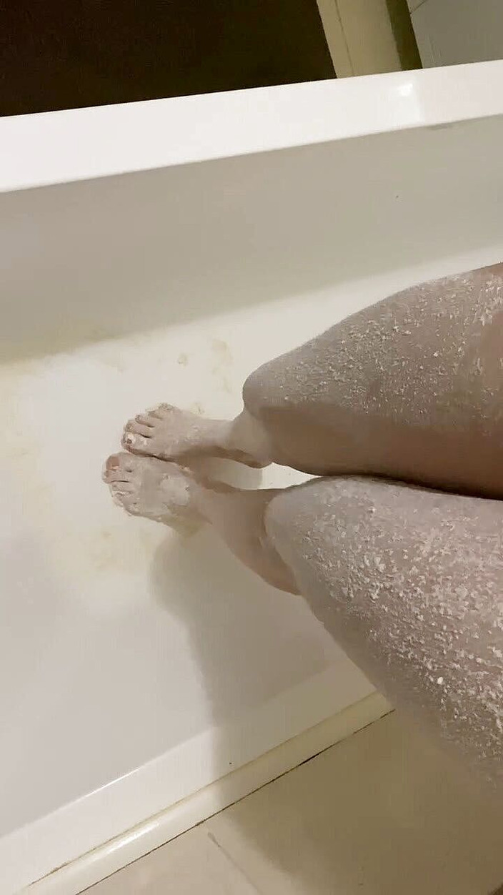 Supernasty: Мне нравится, когда ты мастурбирует мои ноги