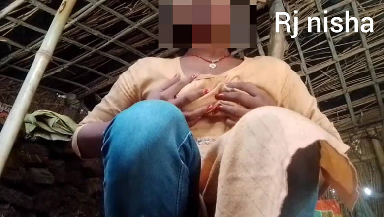 RJ NISHA: Adik tiri lagi asik masturbasi sampai orgasme dua jari