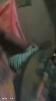 Yangji Shows Her Pussy Hole, Her Angry Husband Masturbates in the Forest